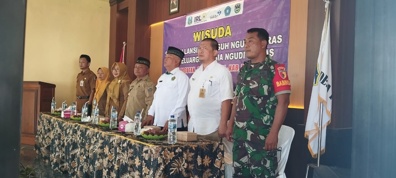 Wisuda Sekolah Lansia Tangguh 